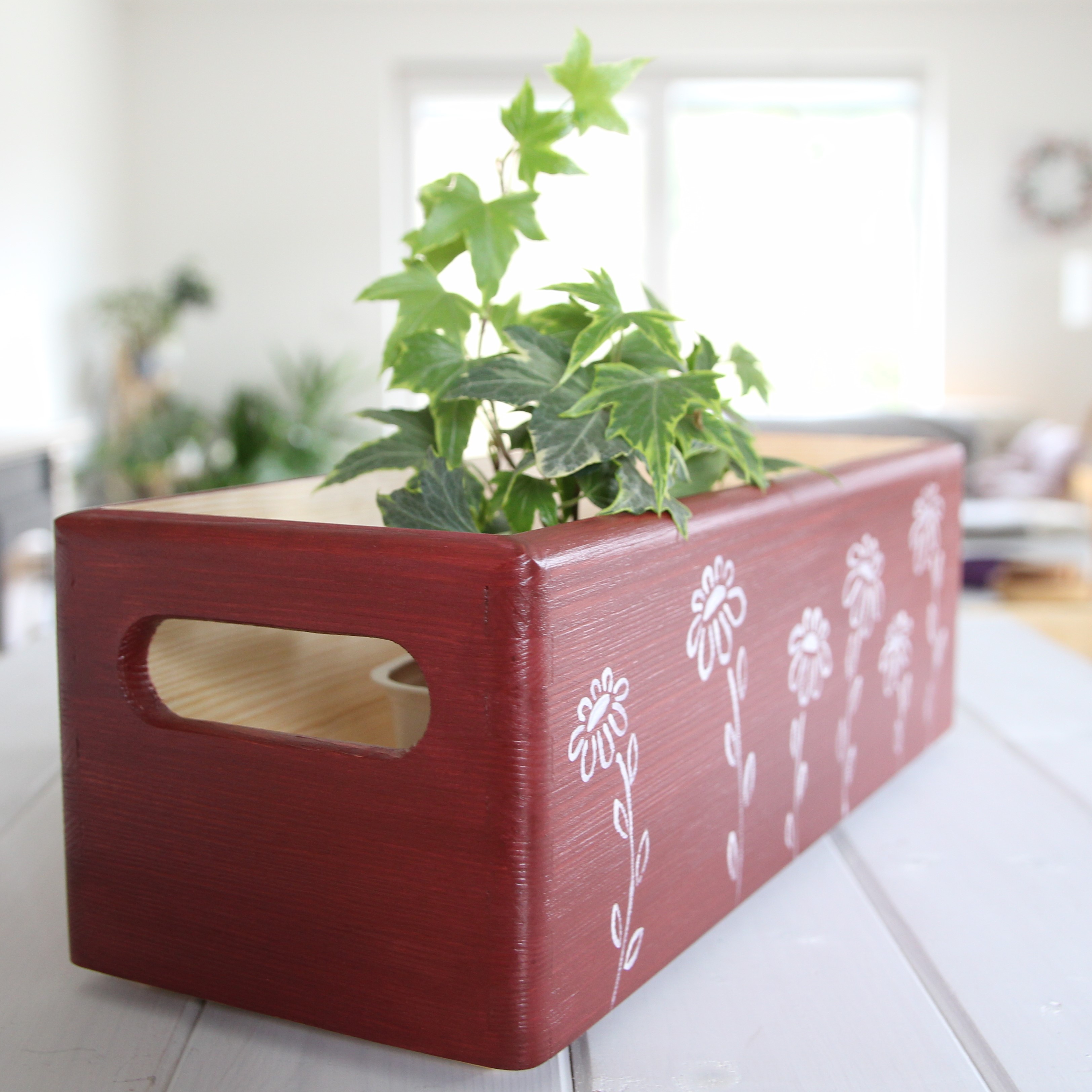 KRABIČKY, TRUHLÍKY, BEDÝNKY MALOVANÉ