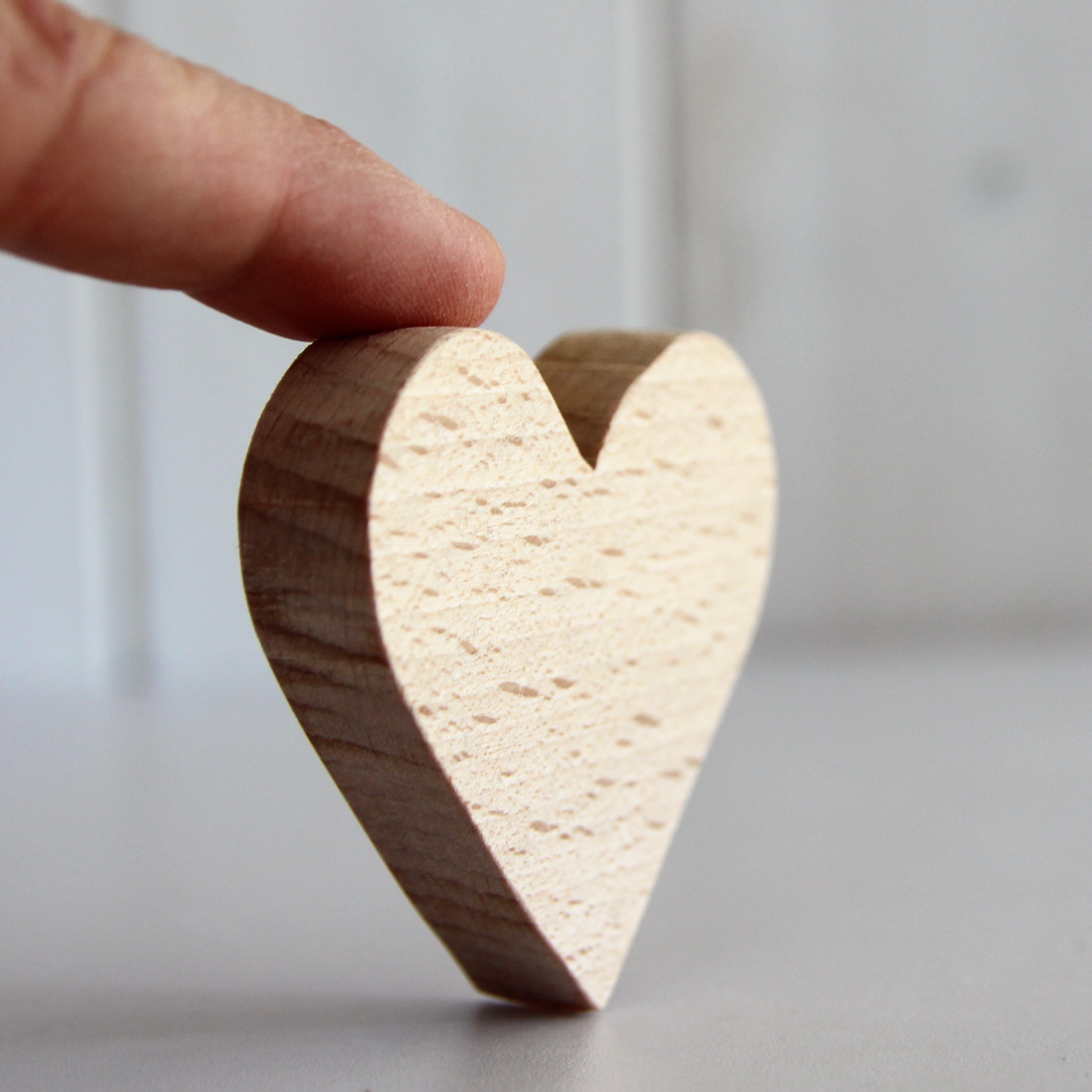 DROBNOSTI VYŘEZÁVANÉ