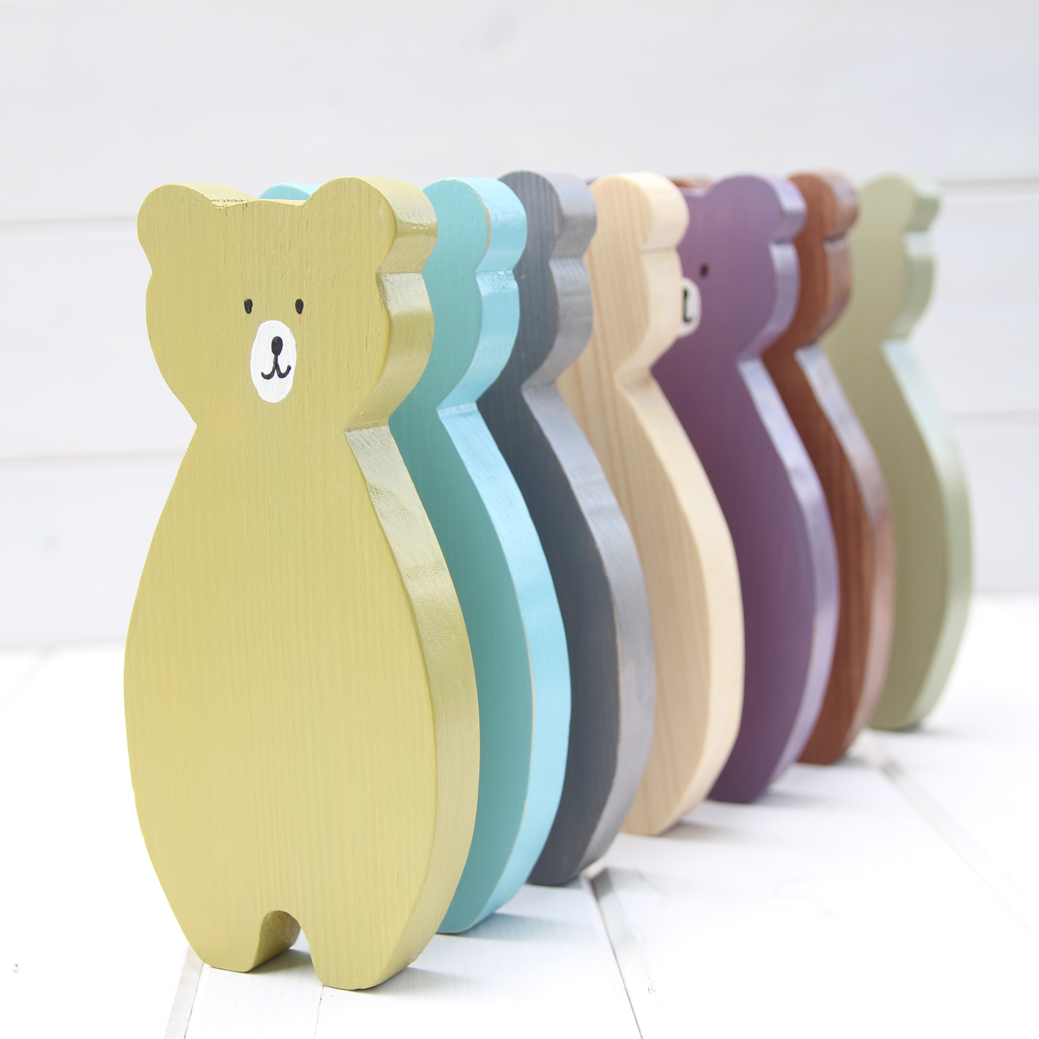 NEJEN MEDVĚDI DŘEVĚNÍ