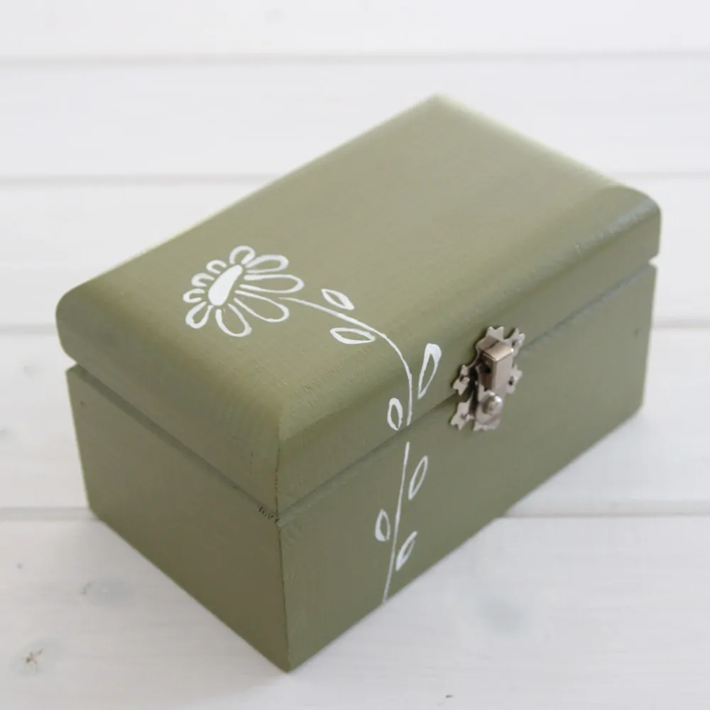 Krabička khaki, s kytkou