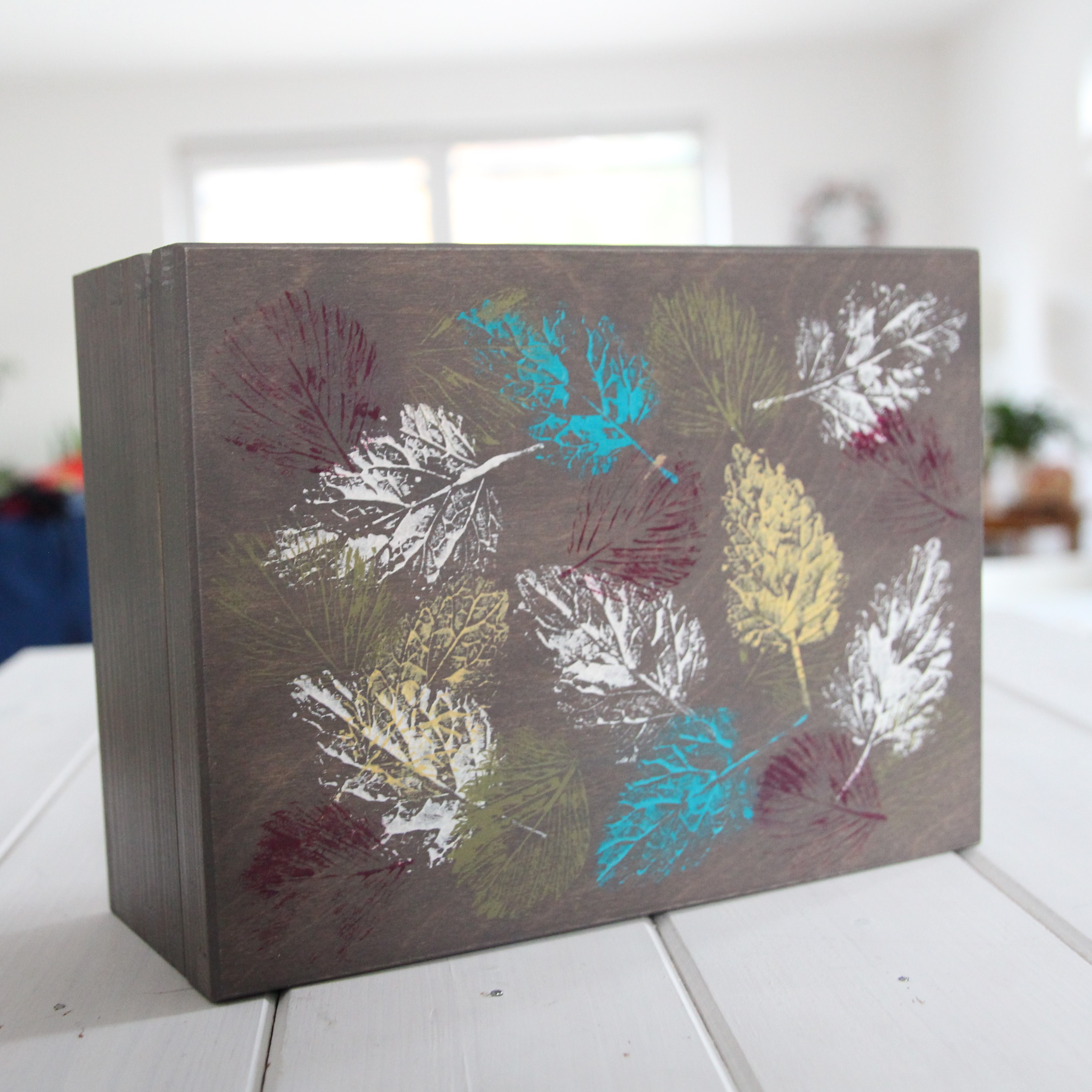 Krabička Listopadová