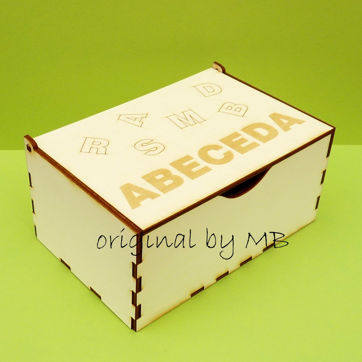 Abeceda v krabičce