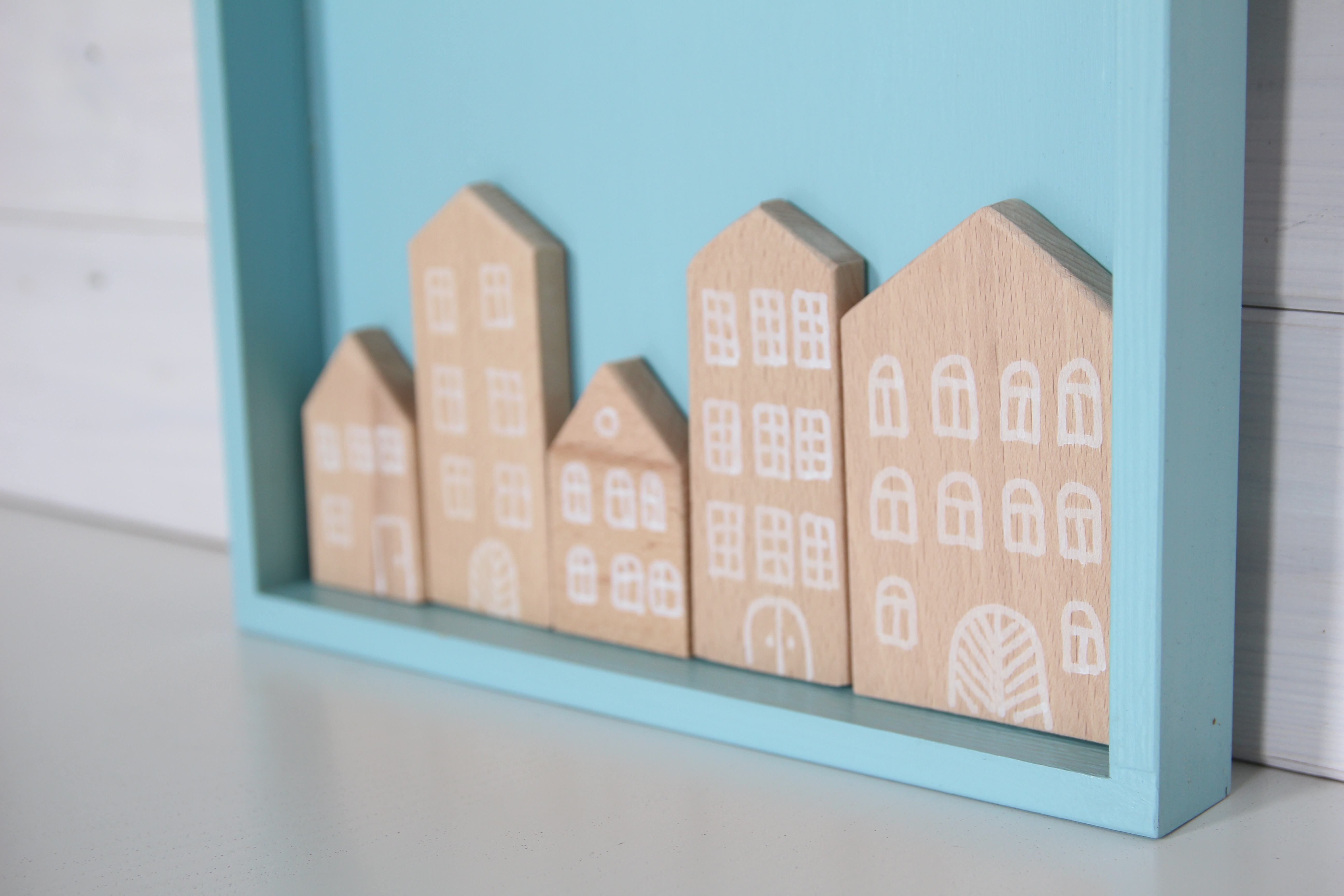 Hodiny - Ulice na světlemodrých hodinách 