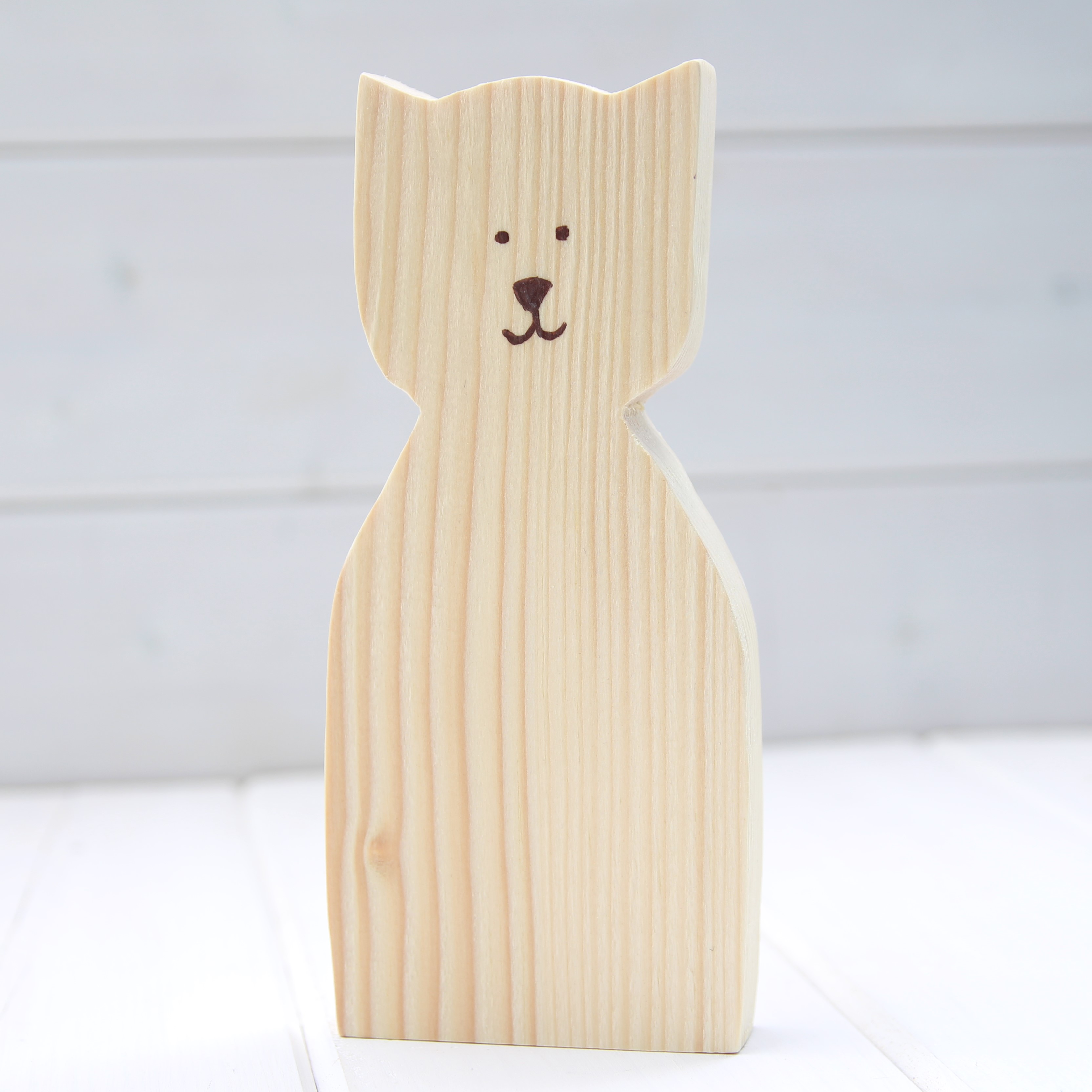 Kočky dřevěné